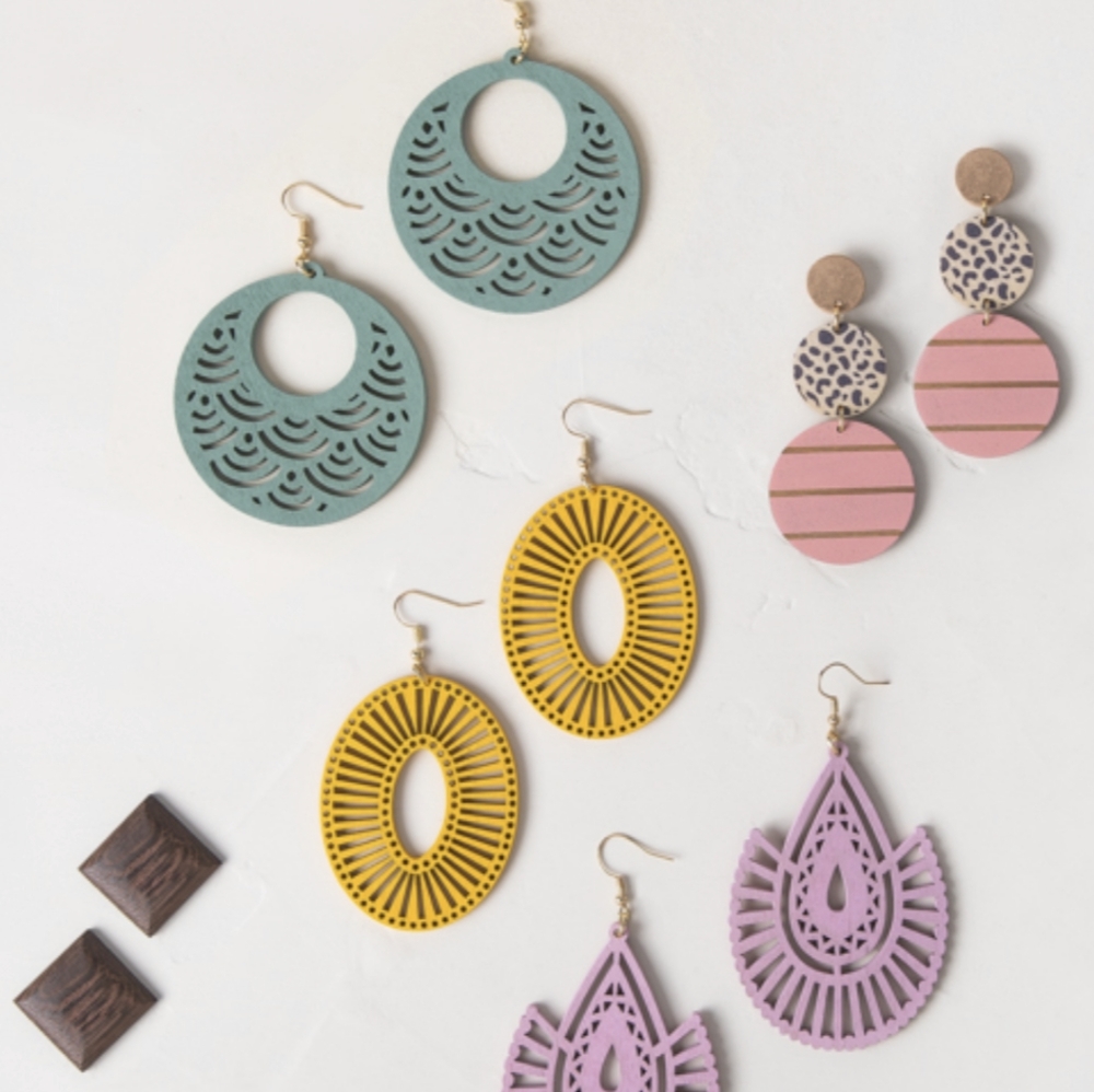 Plunder Posse November 2021 set of 5 pairs of Earrings